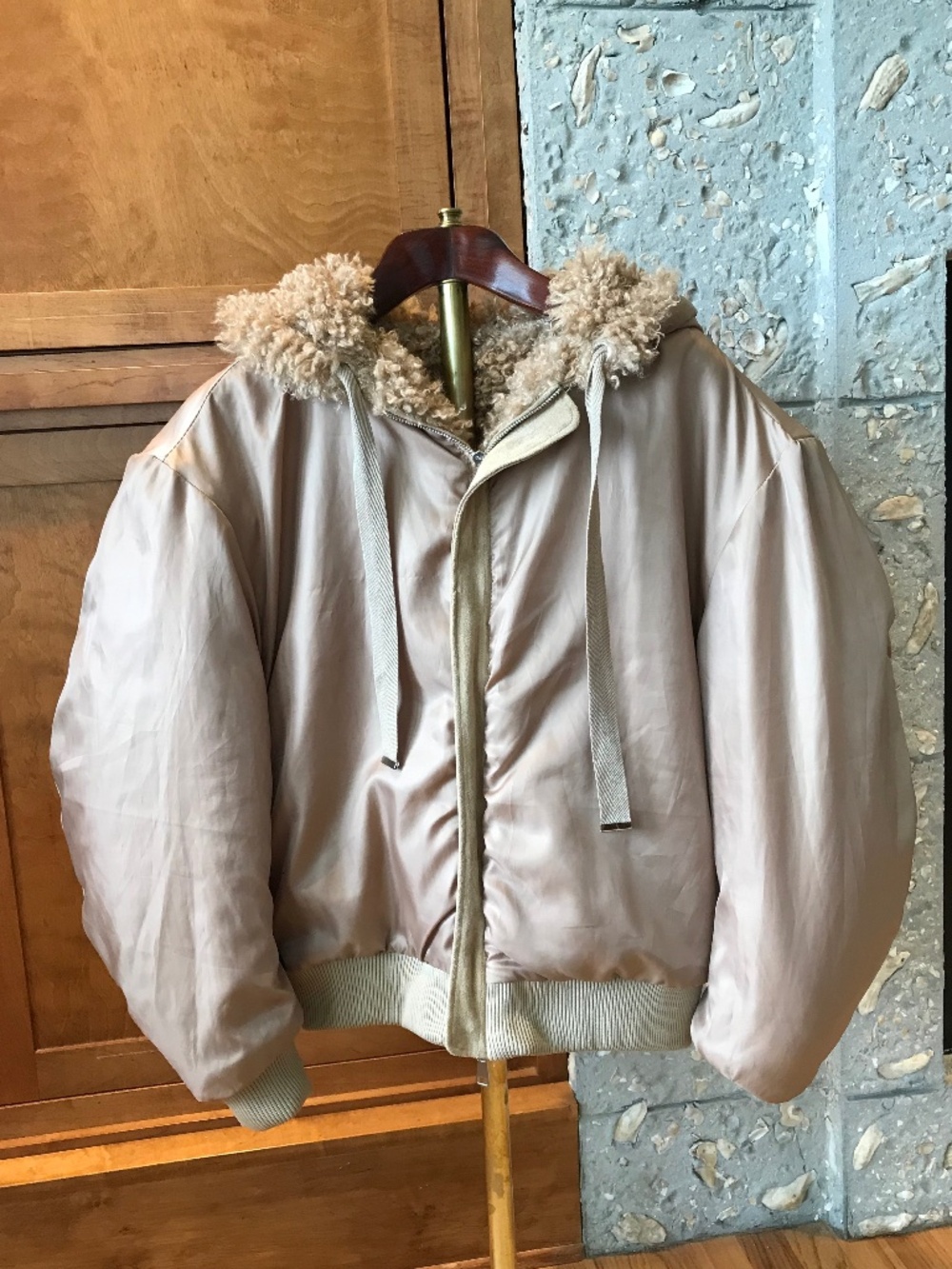 UO FUZZY SHAGGY OVERSIZED HOODED ZIP-UP TEDDY CASEY COAT - Picture 13 of 14